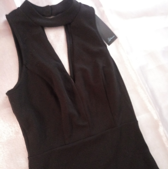 Soprano Fitted Black Mini Dress - Picture 2 of 5